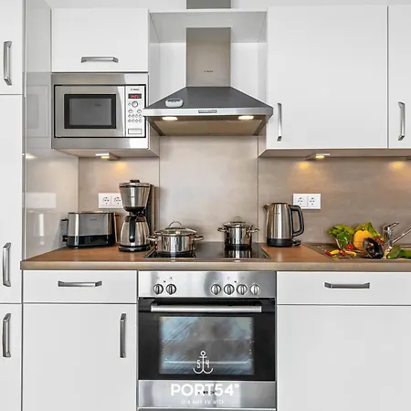 Marina Sunset East *