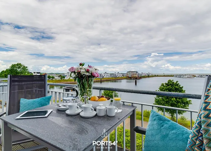 Marina Sunset East *